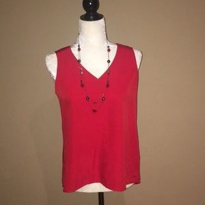 Red tank, medium